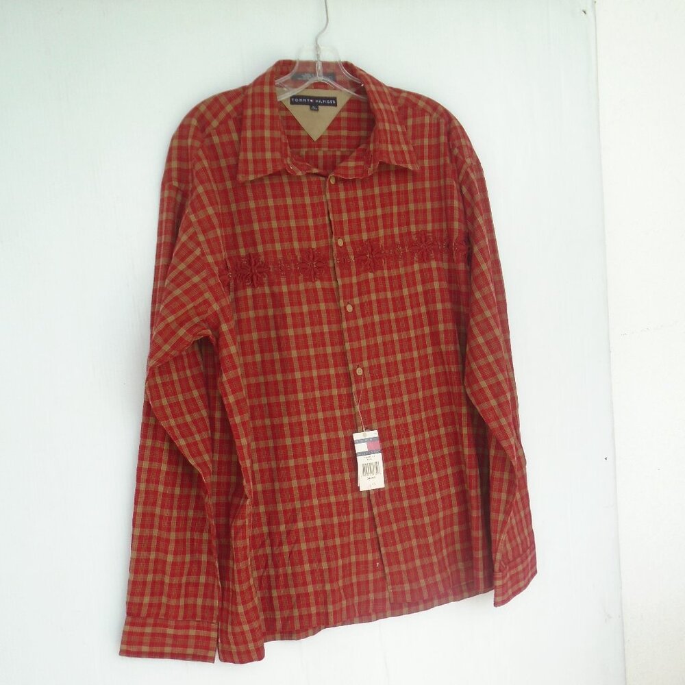 Tommy Hilfiger Mens Long Sleeves Embroidered Plaid Shirt Size XL Red